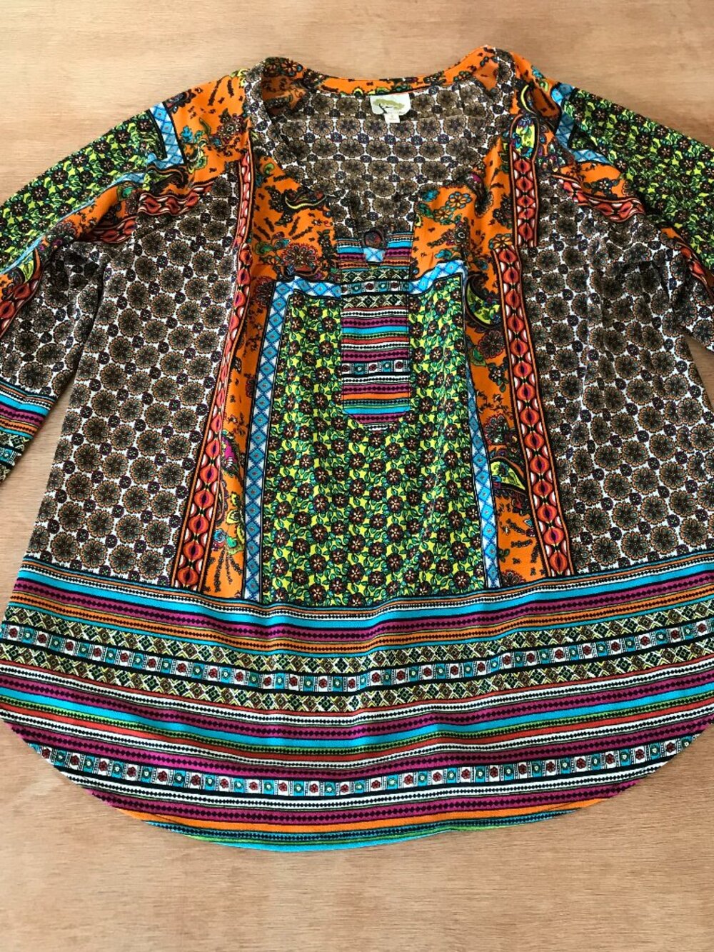 Fig & Flower Tunic Top Women L Green Orange Paisley Raglan Sleeve V Neck Boho